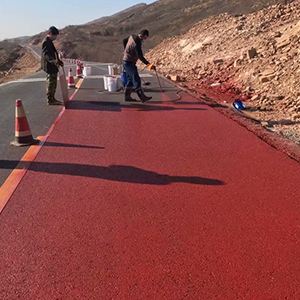 平顶山一是彩钢瓦喷漆翻新，地面喷涂